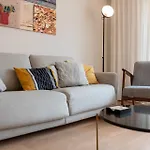 Modern Apartment With Large Terrace Close To The Sea